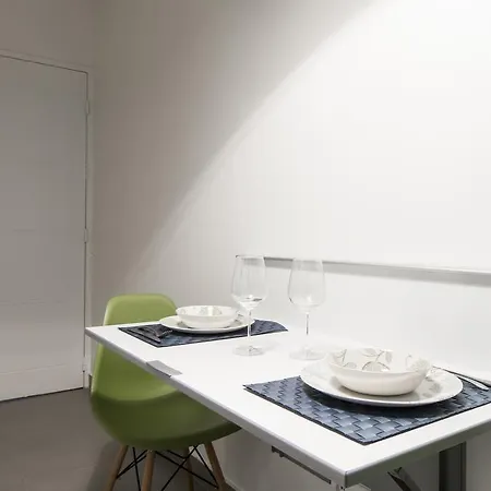 Appartamento Fully Equipped Flat In The 15th District *